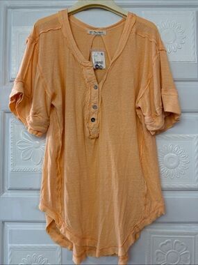 NWT —We the free top size small. Perfect for summer